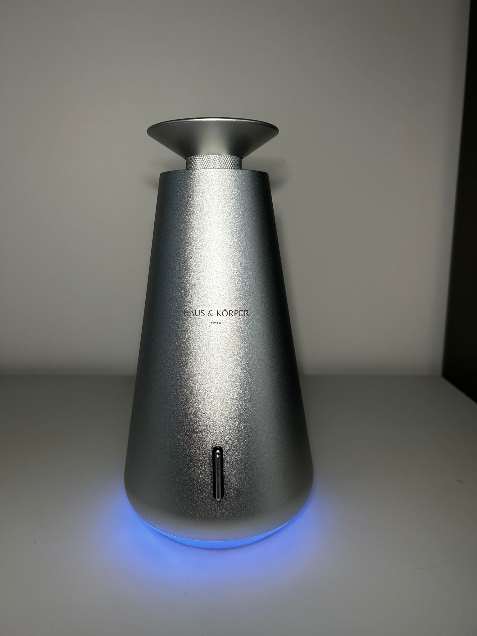 Konus Diffuser (Free 2 x 100 ml - Fresh with Odour Neutraliser and Bakhoor Fragrance Oil)